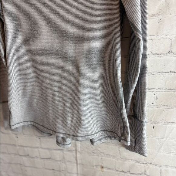 Lululemon Warm Your cored Stripped Long Sleeve Top Size Medium - Picture 3 of 11